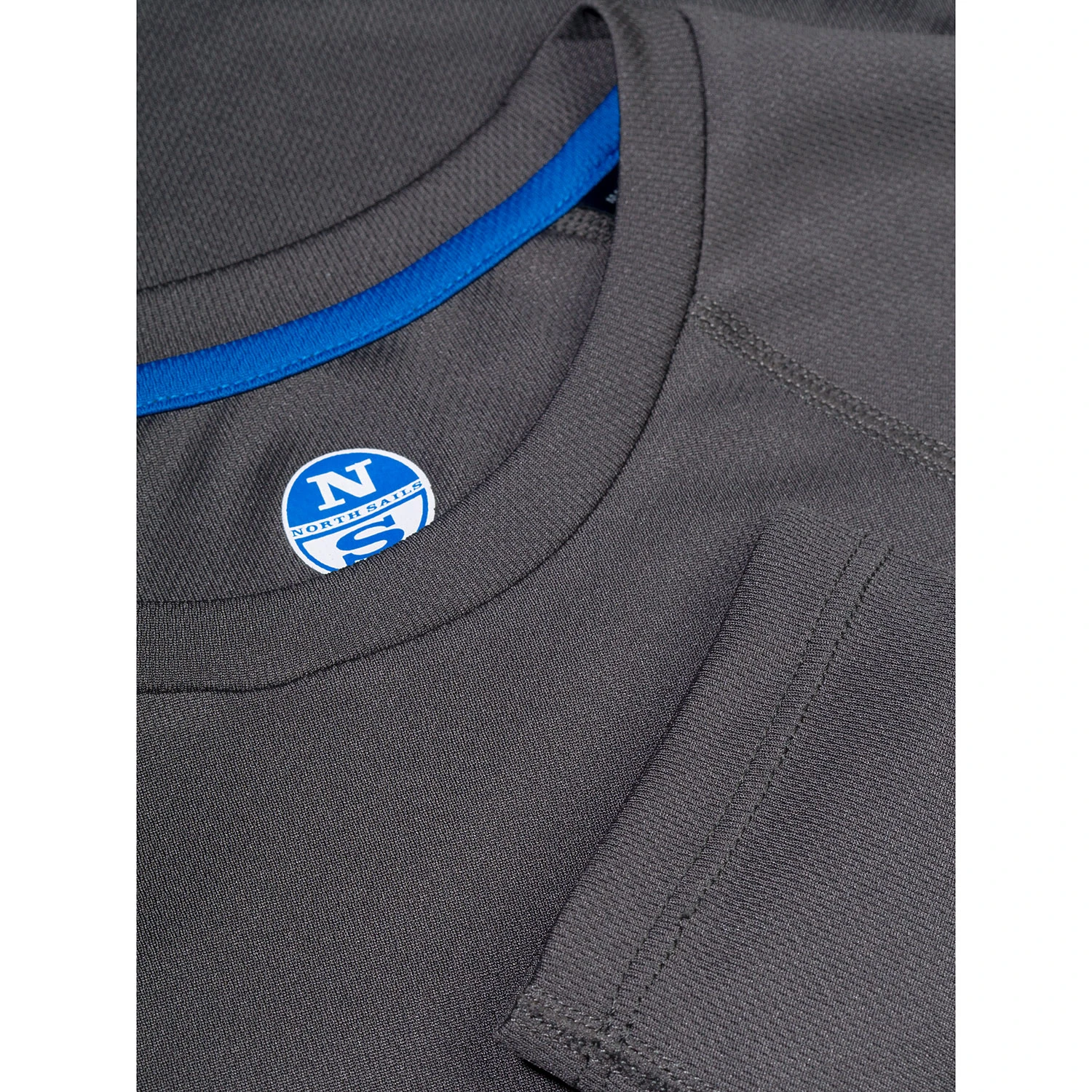 North Sails Quick Dry Long Sleeve Tech T-Shirt - Dark Grey 6 North Sails Quick Dry Long Sleeve Tech T-Shirt - Dark Grey - Image 4