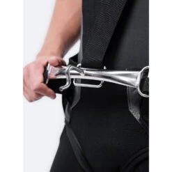 Zhik T4 Trapeze Harness - Black -Yacht Clothing Store 2023 Zhik T4 Trapeze Harness HRN 0041 U DGY MaleModel5