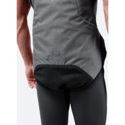 Zhik T4 Trapeze Harness - Black -Yacht Clothing Store 2023 Zhik T4 Trapeze Harness HRN 0041 U DGY MaleModel8
